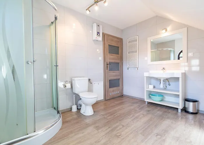 ヴィラ Bursztynek ポッドンビエ